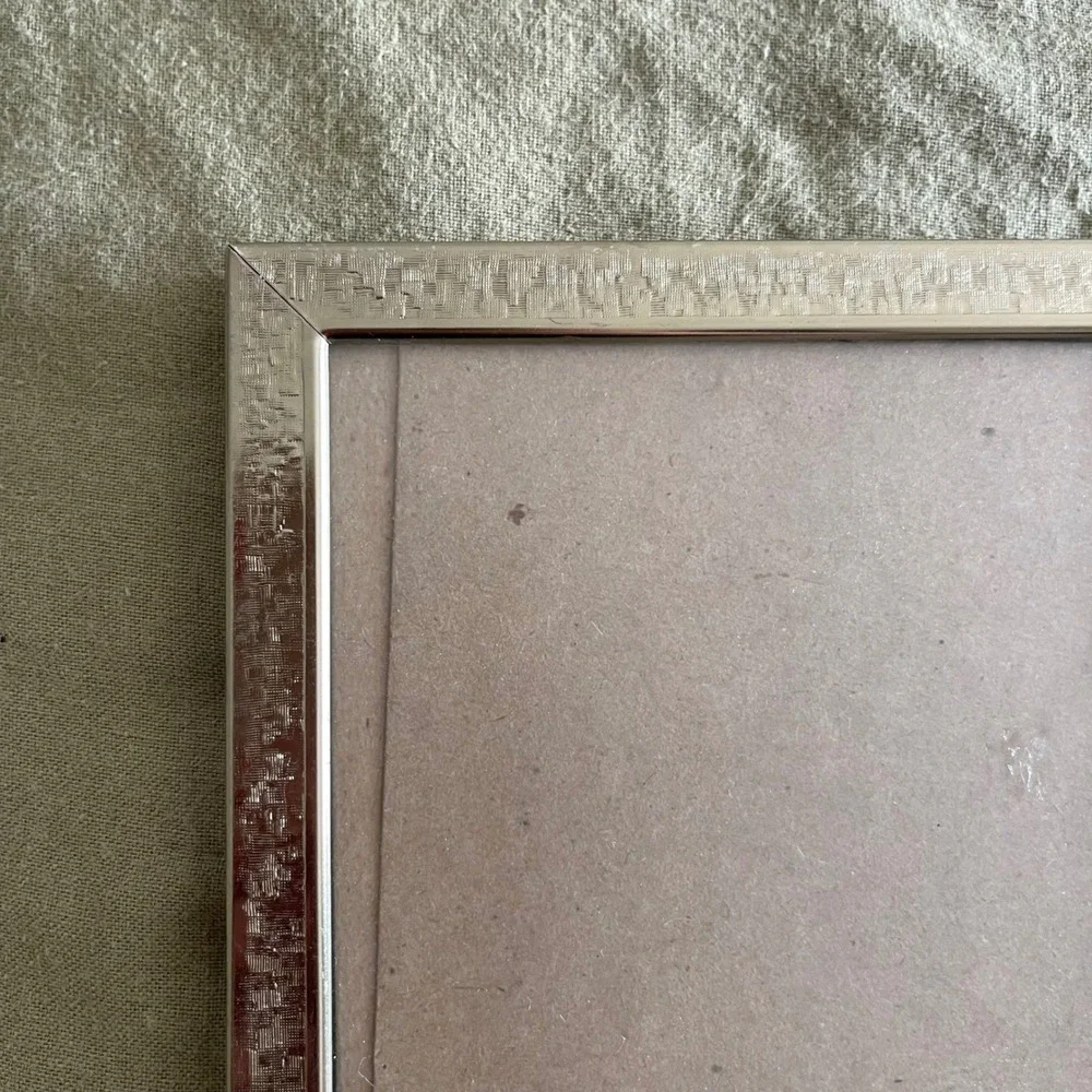 The Unbranded Brand picture about